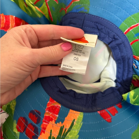 FARM Rio Colorful Parrot Print Hat - Picture 5 of 6